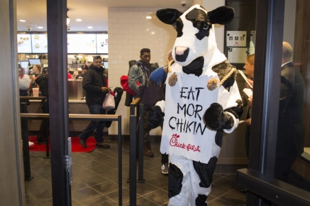 Rare Chick-fil-A Eat Mor Chikin U Wanns Peace of Me Chicken