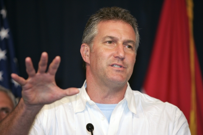 U.S. Republican Representative from Arizona Rick Renzi gestures as he speaks during a news conference at the fortified Green Zone in Baghdad, Iraq, April 1, 2007. Renzi and a group of U.S. Congressmen are on a visit to Iraq.