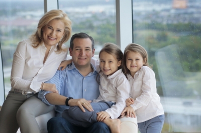 Sen. Ted Cruz, R-Fla., and family.