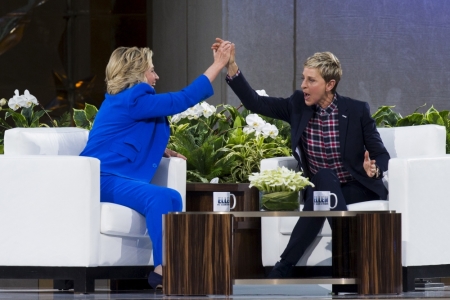 U.S. Democratic presidential candidate Hillary Clinton speaks with television host Ellen DeGeneres during a taping of "The Ellen DeGeneres Show" in New York September 8, 2015.