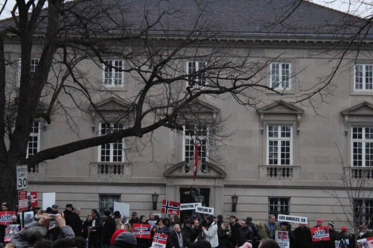 Hundreds of Romanian Pentecostals from all over the United States and Europe gathered at the Norwegian Embassy in Washington, D.C. on Jan. 8, 2016 to urge the Norwegian government to free the five children seized from the Bodnariu family by child protective services in November.