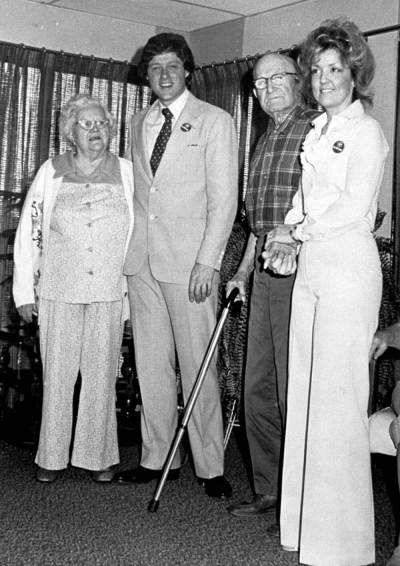 Juanita Broaddrick (R) of Van Buren, Arkansas with Bill Clinton and unidentified residents of her retirement home, in 1978. President Clinton's lawyer is denying the Arkansas woman's charge that Clinton sexually assaulted her more than 20 years ago when he was the state's attorney general.