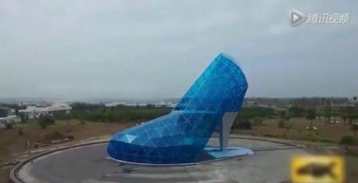 Taiwanese town in Jaiyi County builds a church shaped like a HIGH HEEL to attract female worshipers in January 2016.