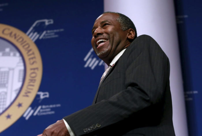Republican presidential candidate Ben Carson arrives at the Republican Jewish Coalition's Presidential Forum in Washington December 3, 2015.