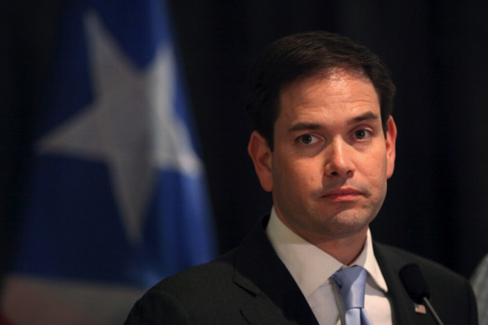 Republican U.S. presidential candidate Florida Senator Marco Rubio campaigns in Toa Baja, Puerto Rico, March 5, 2016.