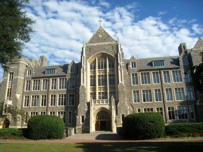 Georgetown University's White-Gravenor Hall.