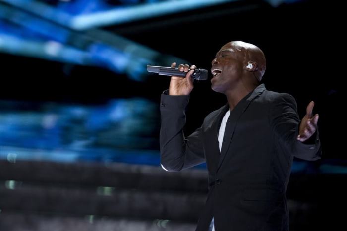 Singer Seal performs during the 2015 Miss Universe Pageant in Las Vegas, Nevada, December 20, 2015.
