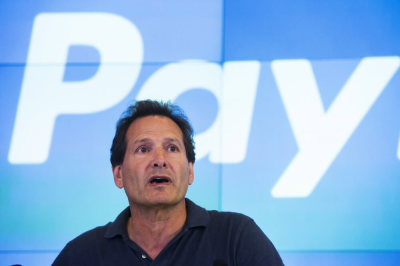 Paypal CEO Dan Schulman takes part in the company's relisting on the Nasdaq in New York, July 20, 2015. PayPal Holdings Inc shares jumped as much as 11 percent in their highly anticipated return to the Nasdaq on Monday, valuing the company at about $52 billion.