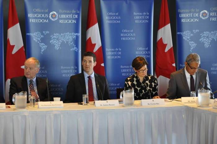 Inaugural meeting of the External Advisory Committee.(From L to R): Minister Rob Nicholson, Andrew Bennett, Canada's Ambassador for Religious Freedom, Corinne Box of the Bahá'í Community of Canada and Malik Talib, president of the Aga Khan Council for Canada.