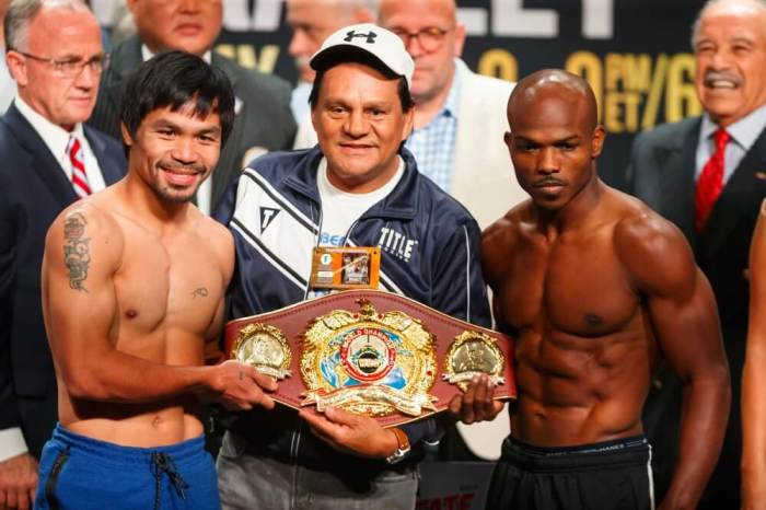 Manny Pacquiao (Left) faces off against Timothy Bradley Jr during weigh ins prior to their boxing match at MGM Grand Garden Arena, Las Vegas, Nevada, April 8, 2016.