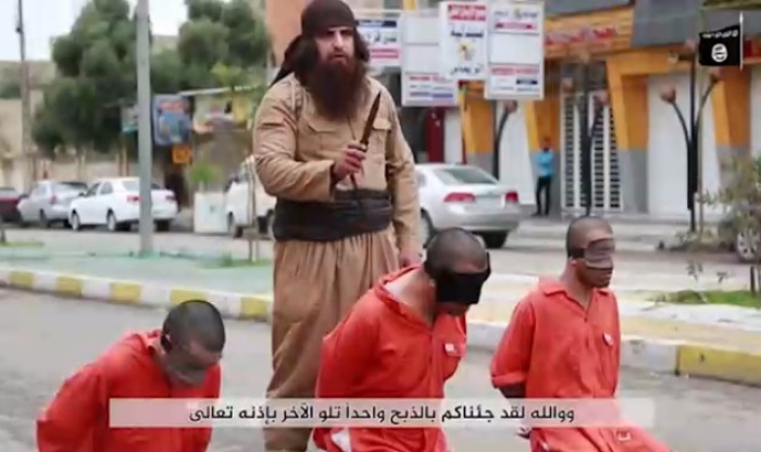 Bulldozer of Fallujah speaks before he beheads three Kurdish peshmerga fighters in this Islamic State execution video.