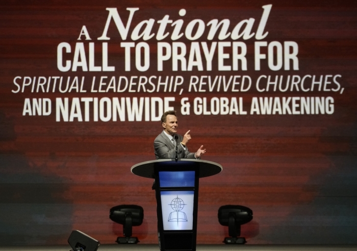 Outgoing Southern Baptist Convention President Ronnie Floyd led a focused time of prayer during the National Call to Prayer for Spiritual Leadership, Revived Churches and Nationwide and Global Awakening at the annual meeting of the SBC in St. Louis, Missouri, June 14, 2016.