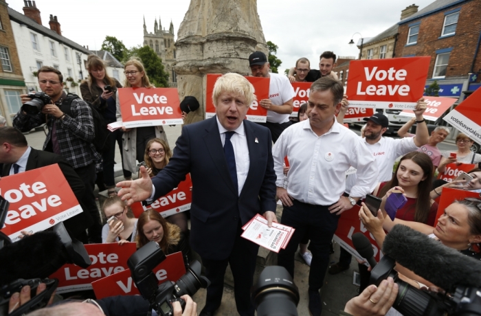 Former London Mayor Boris Johnson (C) speaks during a 'Vote Leave' rally in Selby, Britain, June 22, 2016.