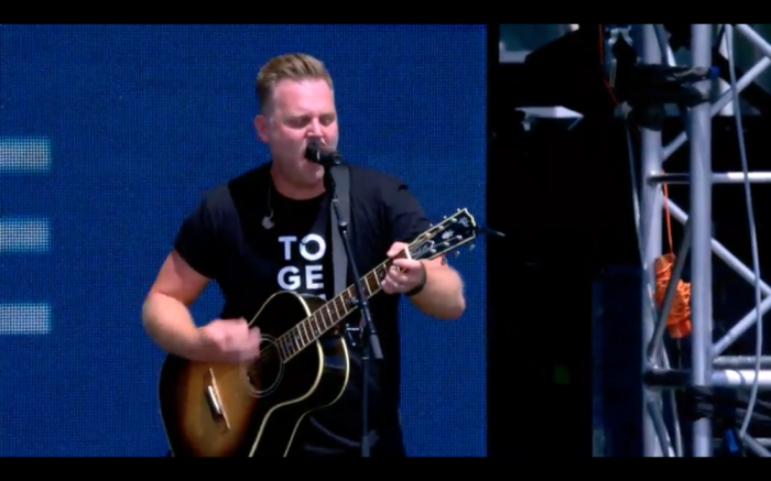 Matthew West leading in worship at Together 2016, July 16.