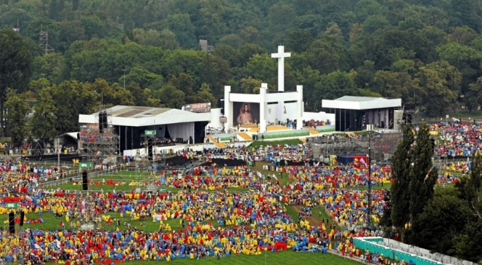 Pilgrims gather for the opening ceremony of World Youth Day in Krakow, Poland July 26, 2016.