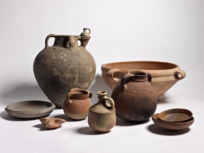 Typical Iron Age II domestic vessels, Iron Age II, 8th – 7th century BCE. Lachish, City of David, Arad.