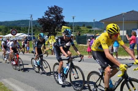 Chris Froome (yellow jersey) leading the peloton in 2016 Tour de France.