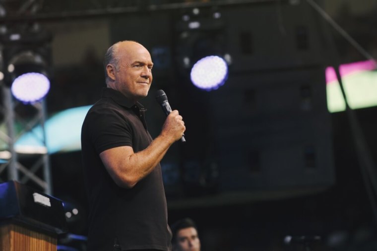 harvest ministries greg laurie