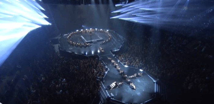 Beyonce does surprise performance of 'Lemonade at 2016 VMA Awards.