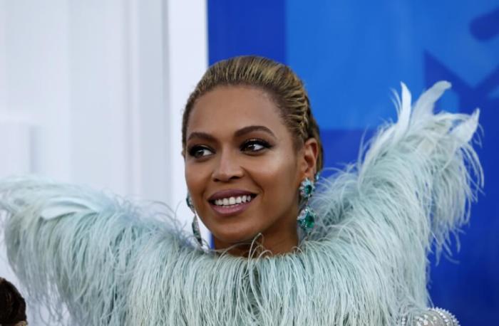 Singer Beyonce arrives at the 2016 MTV Video Music Awards in New York, August 28, 2016.