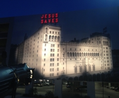 Biola University Replicates Iconic Los Angeles 'Jesus Saves' Sign