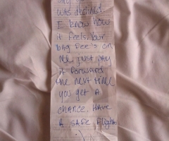 Good Samaritan Pays for Stranger's Baggage Fee at Airport, Note Left Behind Goes Viral