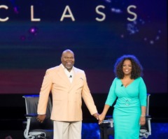 Oprah Winfrey, T.D. Jakes Confront Fatherless Households During 'Lifeclass' Taping at MegaFest