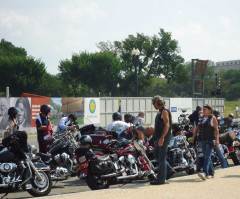 'Million Muslim March' Confronted by Christians in DC; 'Two Million Bikers' in Seperate Rally