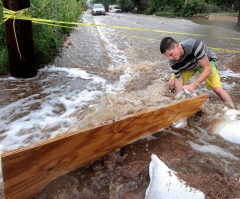 5 Dramatic Photos of Colorado Flash Flooding