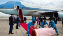 Obama Flying Off on Asia Trip Despite Government Shutdown