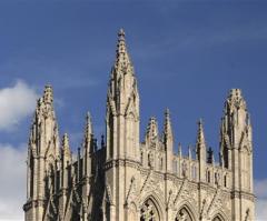 Episcopal Diocese Offers National Cathedral as Site for Weddings Halted by Shutdown