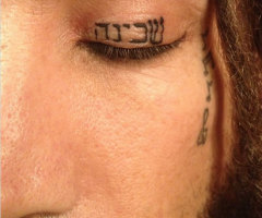 Korn Guitarist Brian 'Head' Welch Tattoos God in Hebrew on Eyelid; Apologizes to Mom