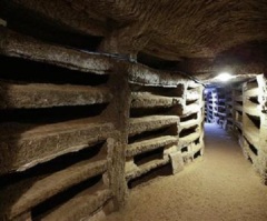 Google, Vatican Restore Ancient Frescoes Found in Christian Tombs; Some Paintings Suggest Women Priests?