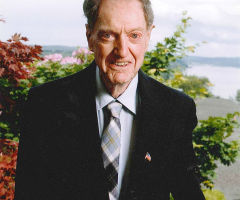 Frugal Until the End, Seattle Lawyer Dies Leaving Entire $187.6 Million Fortune to Charity