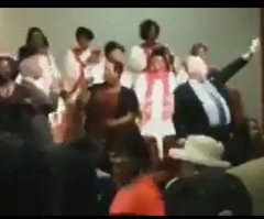Toronto Mayor Rob Ford Filmed Dancing at Church; Congregant Says He Smelled Like Marijuana
