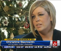 Spanish-Speaking Woman Allegedly Batters Florida Mom in Front of Her 9-Y-O Daughter for Crooked Parking