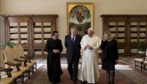 Pope Francis Announces Visit to Holy Land in May