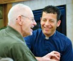 Sensory-Based Worship Services Become New Trend in Helping Dementia Patients in Assisted Living Facilities