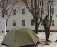 NH Pastor Sleeps Outside in -9 Weather to Raise Awareness for the Plight of Homeless Who Are Suffering in Community