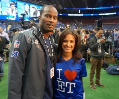 Seattle Seahawks Linebacker Mike Morgan Leads Broncos Players in Prayer After His Team Devastates Them in Super Bowl Blowout