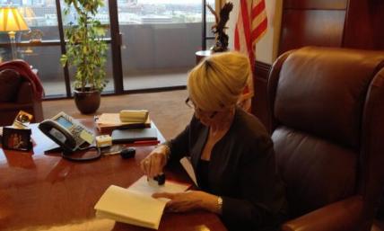 Ariz. Business Owner, Children Receive Vile Death Threats Over SB 1062 Support