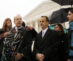 Hobby Lobby Supporters and Opponents Hold Demonstrations Outside Supreme Court