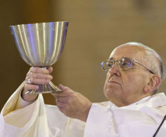 Pope Francis Warns Satan Exists in 21st Century; Says Christians Live in Constant Battle Against Evil