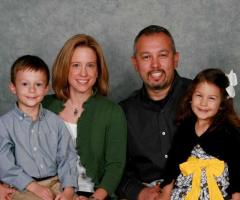 42-Y-O Community Bible Church Pastor Robert McKeehan Hangs Himself in Apparent Suicide