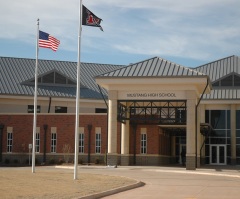 Okla. School District Approves Hobby Lobby President's Bible Course