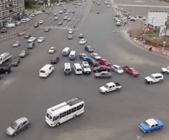 What Happens When a National Capital Doesn't Use Red Lights in a Busy Intersection? Sheer Insanity (VIDEO)