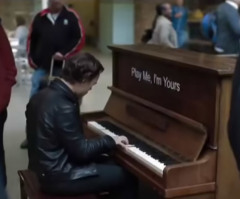 This Impromptu Performance on a Public Piano Will Have You Up and Dancing (VIDEO)