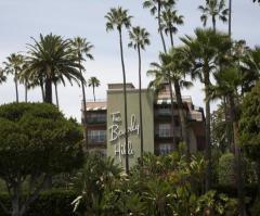 Ellen DeGeneres, Jay Leno Protest Brunei-Owned Beverley Hills Hotel Over Sharia Law