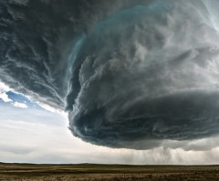 Watch in Awe as a Massive Supercell Thunderstorm Develops in Wyoming (VIDEO)
