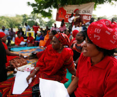 Nigerian Teachers in Nationwide Strike Over Kidnapped Schoolgirls
